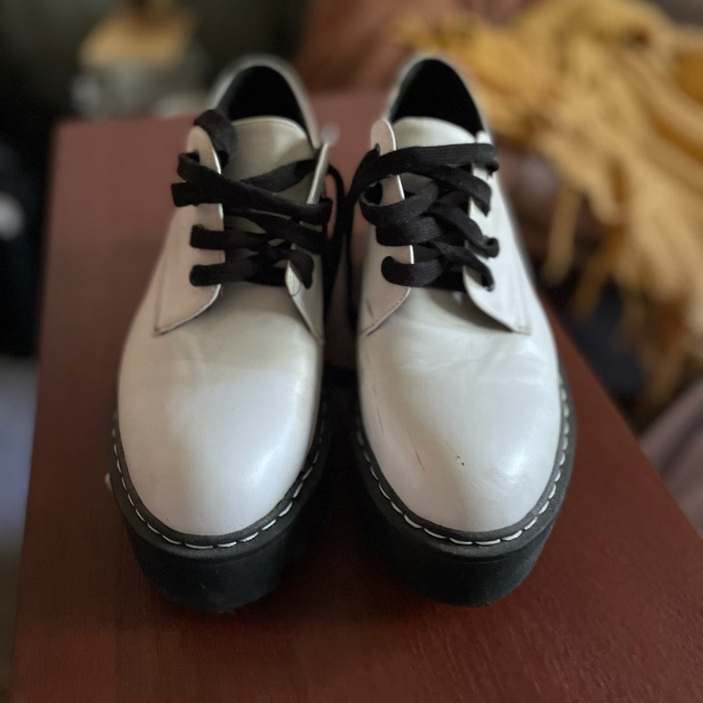white lamoda chunky platforms